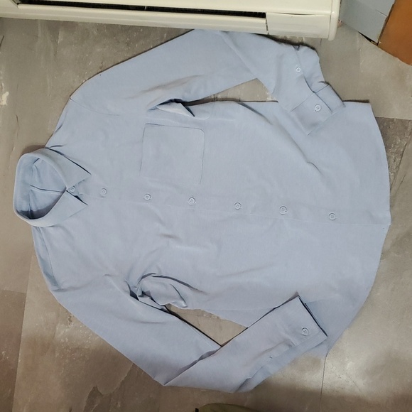 Lululemon Commission Long Sleeve Button Down Shirt. Pocket. Light Blue, White. S - Picture 3 of 11